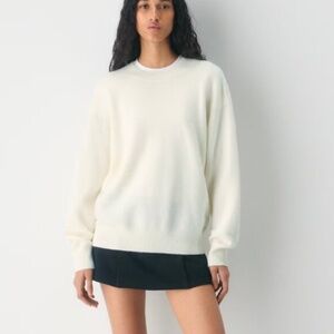 NWOT Aritzia Wilfred Sweater Size S